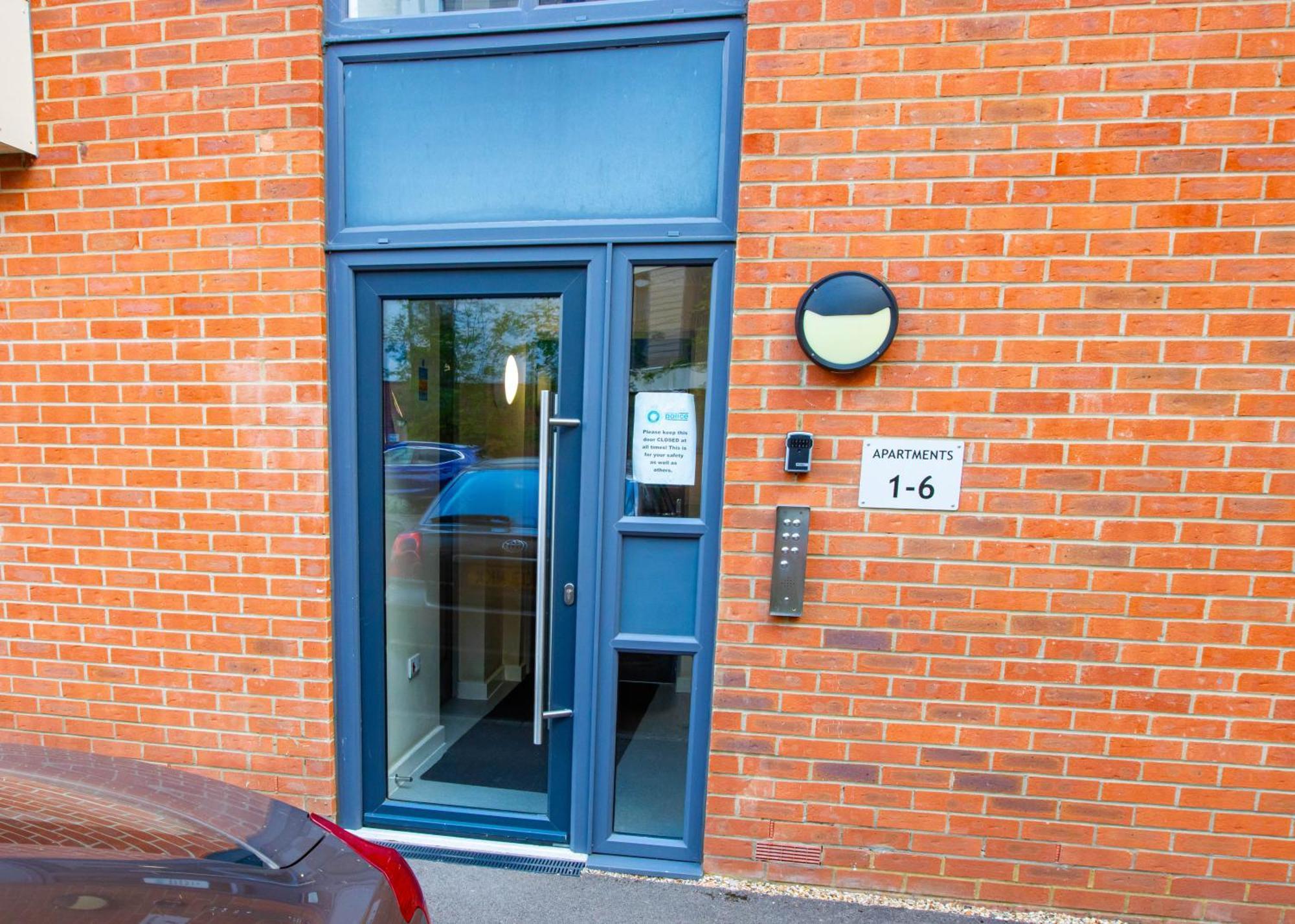 Sianavi Apartments Kettering Exterior photo